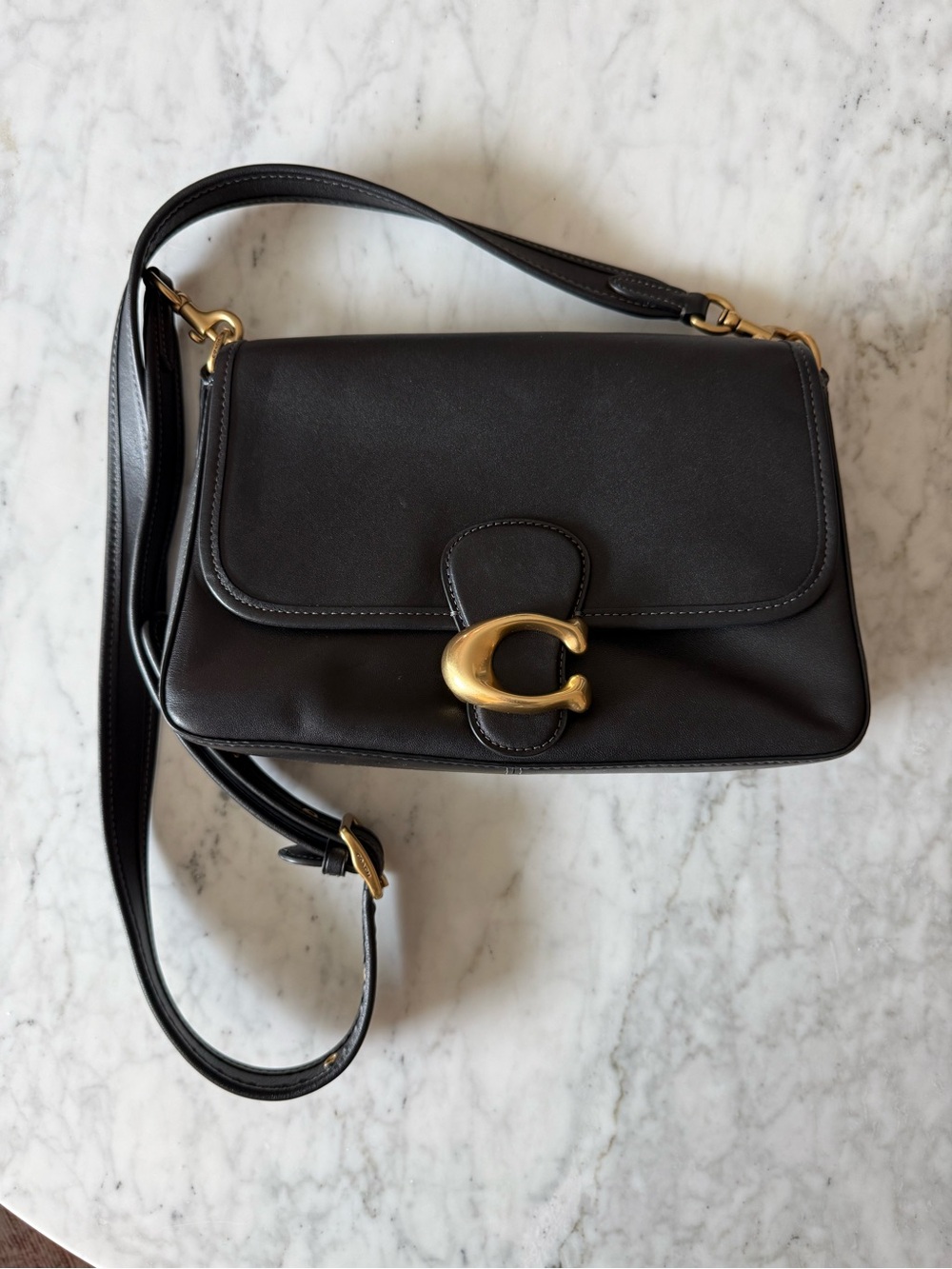 Coach Soft Tabby Shoulder Bag Black Leather Brass Gold Hardware - Picture 2 of 6